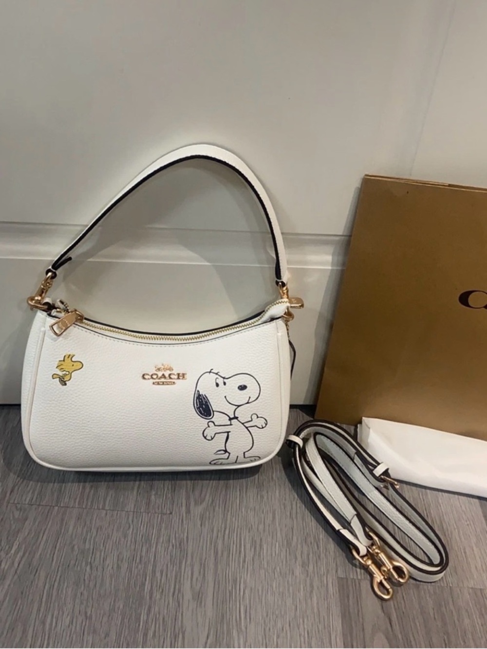 Coach White Leather Snoopy Shoulder Bag with Gold Hardware